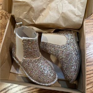 SOLD. Crewcuts Girls' glitter Chelsea boots Size 11